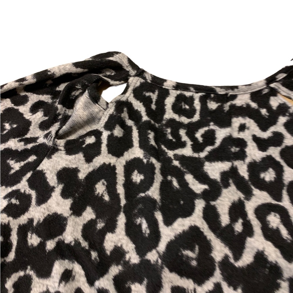 Pink Rose | Long Sleeve Leopard Print Black Gray Top Peep Hole Back Sleeve - Picture 7 of 11
